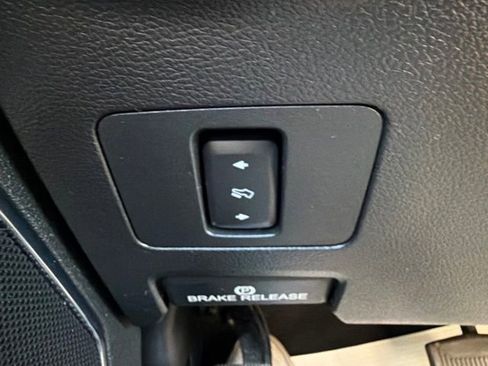 Used 2021 Ford F350 Lariat w/ Lariat Value Package AWD/4WD image 25