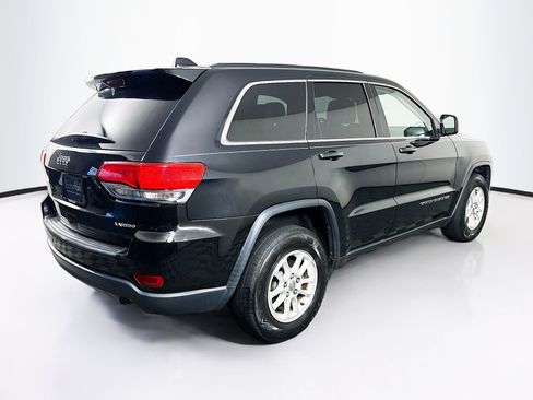 Used 2018 Jeep Grand Cherokee Laredo RWD image 9