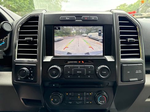 Used 2015 Ford F150 XLT w/ Equipment Group 302A Luxury AWD/4WD image 18