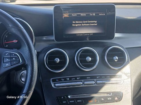 Used 2019 Mercedes-Benz GLC 300 GLC 300 Sport Utility 4D w/ Premium Package image 27