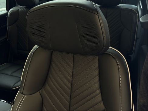 New 2026 Cadillac Vistiq Platinum image 31