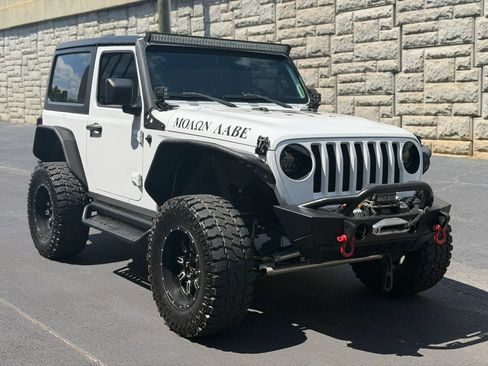 Used 2021 Jeep Wrangler Sport AWD/4WD image 5