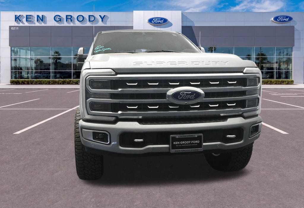 Used 2023 Ford F350 Platinum AWD/4WD image 19