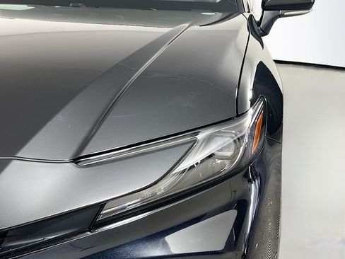 Used 2025 Toyota Camry LE w/ Convenience Package FWD image 11