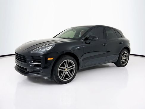 Used 2020 Porsche Macan AWD/4WD image 1