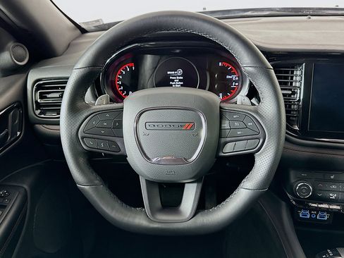Used 2025 Dodge Durango GT image 18