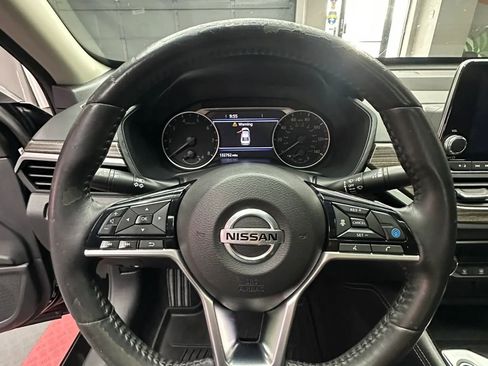 Used 2019 Nissan Altima 2.5 Platinum FWD image 13