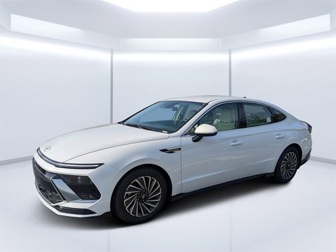New 2025 Hyundai Sonata SEL image 7