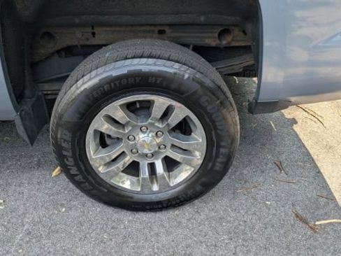 Used 2015 Chevrolet Silverado 1500 LTZ AWD/4WD image 10
