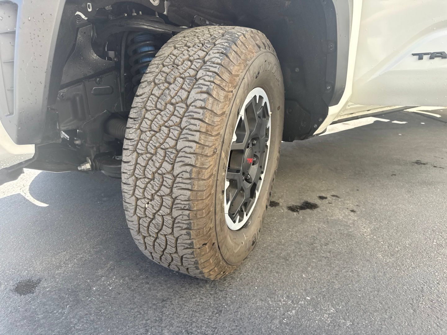 Used 2025 Toyota Tacoma TRD Off-Road w/ TRD Off Road Upgrade Package AWD/4WD image 29