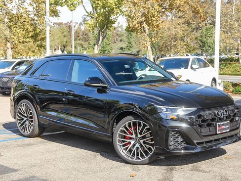 New 2026 Audi SQ8 Prestige AWD/4WD image 1