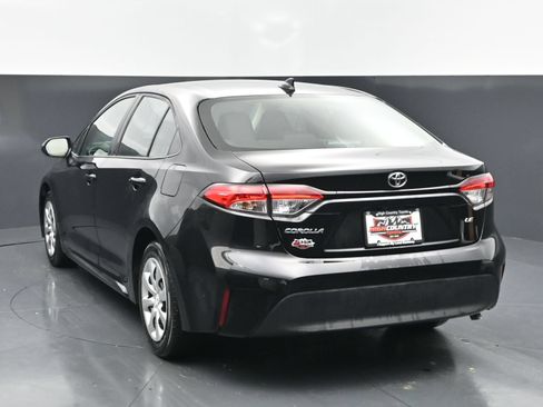 Used 2026 Toyota Corolla LE FWD image 4