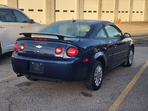 Used 2009 Chevrolet Cobalt LS w/ Protection Package FWD image 2