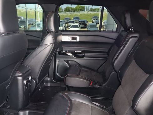 Used 2023 Ford Explorer ST w/ Equipment Group 401A AWD/4WD image 39