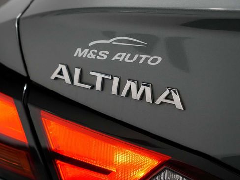 Used 2021 Nissan Altima 2.5 SV FWD image 11