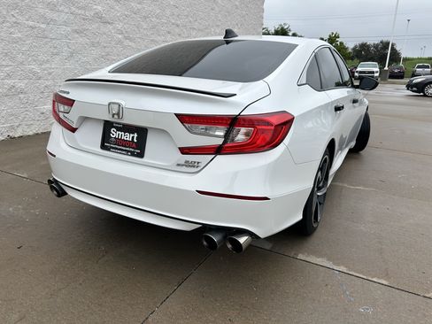 Used 2021 Honda Accord Sport image 6