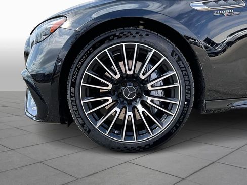 New 2026 Mercedes-Benz E 53 AMG e 4MATIC Sedan image 21