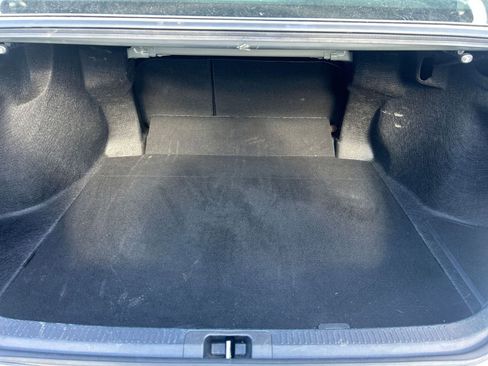 Used 2025 Toyota Camry LE image 31