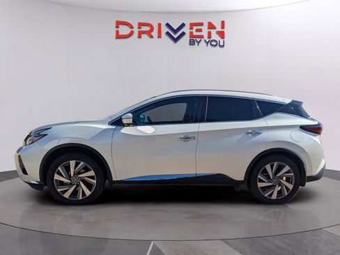 Used 2019 Nissan Murano SL image 2