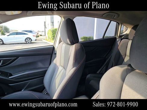 Used 2023 Subaru Crosstrek 2.0i Premium image 6