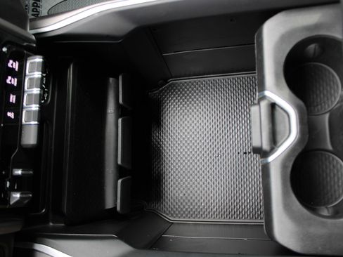 Used 2023 RAM 1500 Big Horn image 24