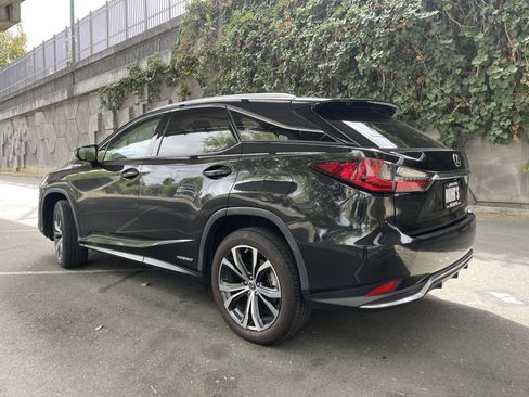 Used 2022 Lexus RX 450h AWD w/ Premium Package image 7