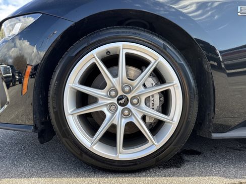 Used 2024 Ford Mustang GT Premium image 12