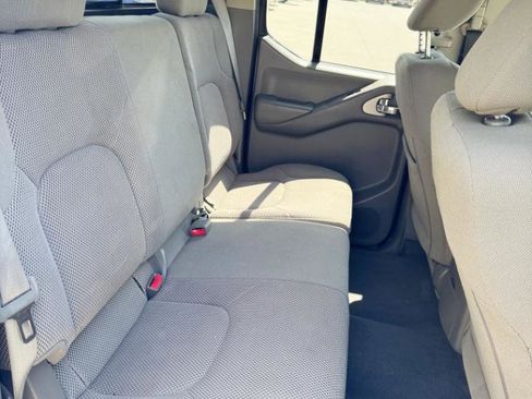 Used 2019 Nissan Frontier SV w/ Value Truck Package image 14