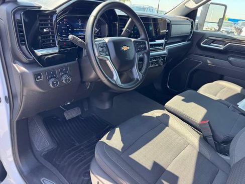 Certified 2025 Chevrolet Silverado 2500 LT w/ Convenience Package AWD/4WD image 16