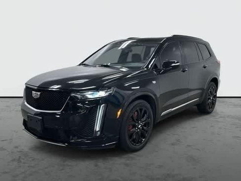Used 2023 Cadillac XT6 Sport w/ Technology Package AWD/4WD image 1