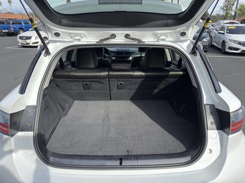 Used 2013 Lexus CT 200h w/ Premium Pkg w/Navigation image 19