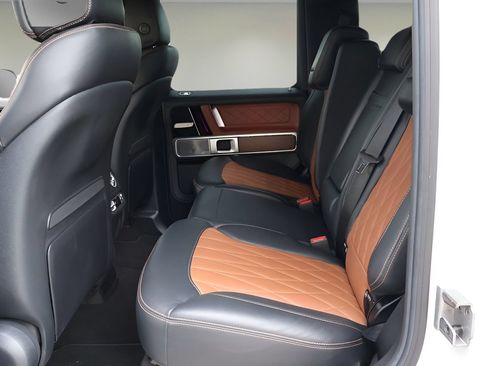 Used 2022 Mercedes-Benz G 550 image 17