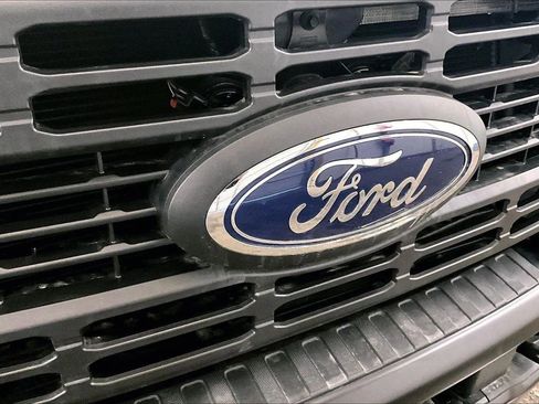 New 2026 Ford F250 XL w/ F-250 >10K GVWR Package image 29