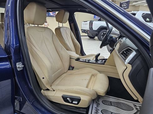 Used 2017 BMW 330i xDrive Sedan image 19