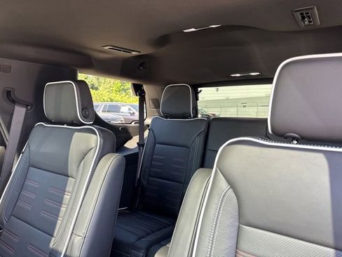 New 2026 GMC Yukon AT4 Ultimate w/ LPO, Floor Liner Package AWD/4WD image 25