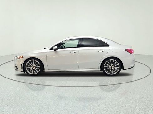 Used 2022 Mercedes-Benz A 220 image 8