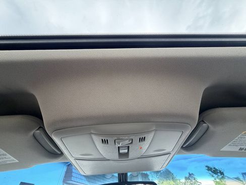 Used 2011 Nissan Altima 2.5 S w/ 2.5S Premium Pkg FWD image 13