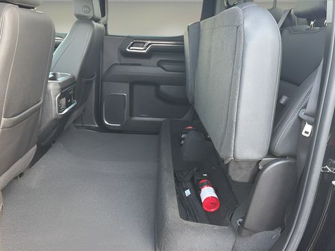 Used 2024 Chevrolet Silverado 1500 LTZ AWD/4WD image 19