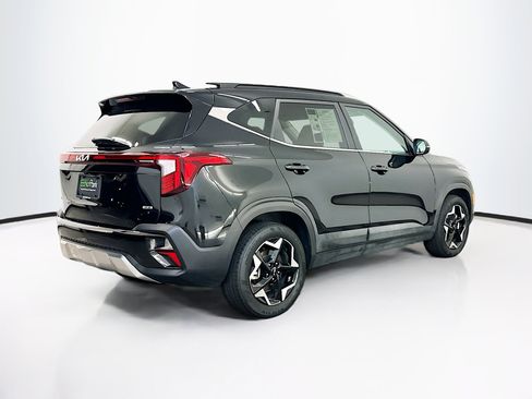 Used 2024 Kia Seltos EX AWD/4WD image 9
