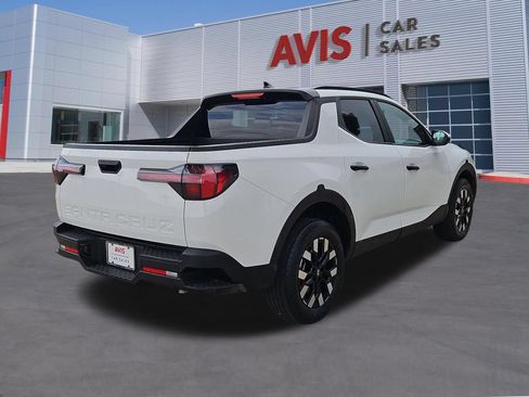 Used 2025 Hyundai Santa Cruz SEL FWD image 6