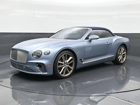 Certified 2022 Bentley Continental GT V8 AWD/4WD image 1