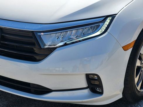 Used 2024 Honda Odyssey EX-L image 10