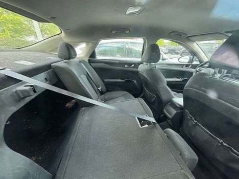 Used 2023 Kia K5 LXS image 4