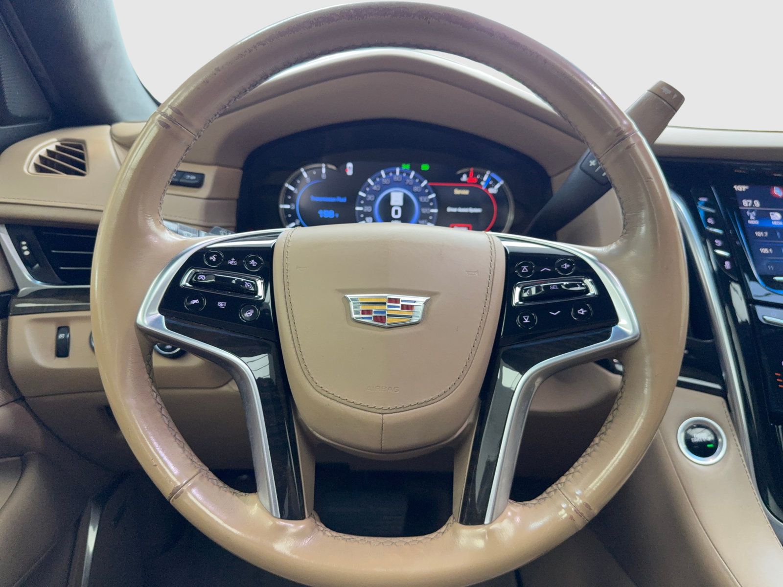 Used 2019 Cadillac Escalade Platinum AWD/4WD image 19