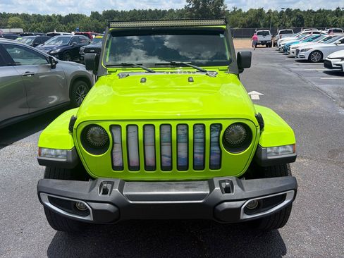 Used 2021 Jeep Wrangler Unlimited Sahara AWD/4WD image 14