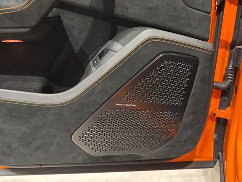 Used 2023 Lamborghini Urus Performante image 29