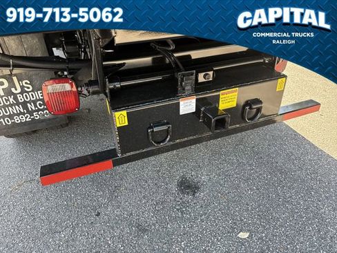 New 2025 Ford F550 4x4 Crew Cab image 15