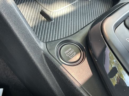 Used 2025 Kia K4 EX FWD image 38
