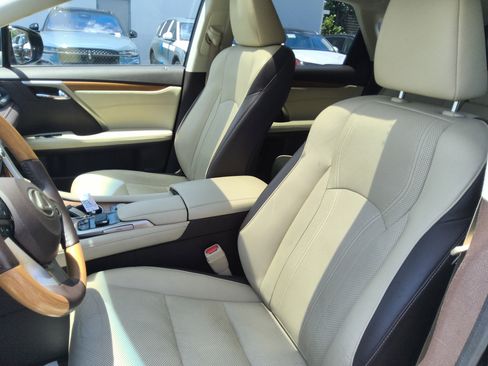Used 2017 Lexus RX 350 AWD w/ Premium Package image 17