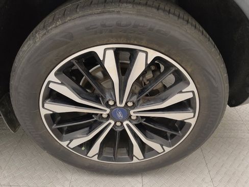 Used 2022 Ford Escape SE w/ SE Sport Appearance Package FWD image 31